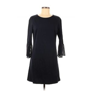 Ellie & Kai Navy Blue Bell Sleeve Rayon Blend Dress Size 6 NWT